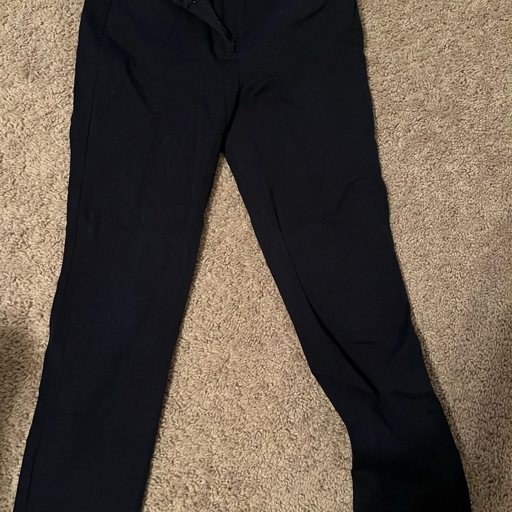 Loft petite skinny ankle pant - size 6P. Navy
